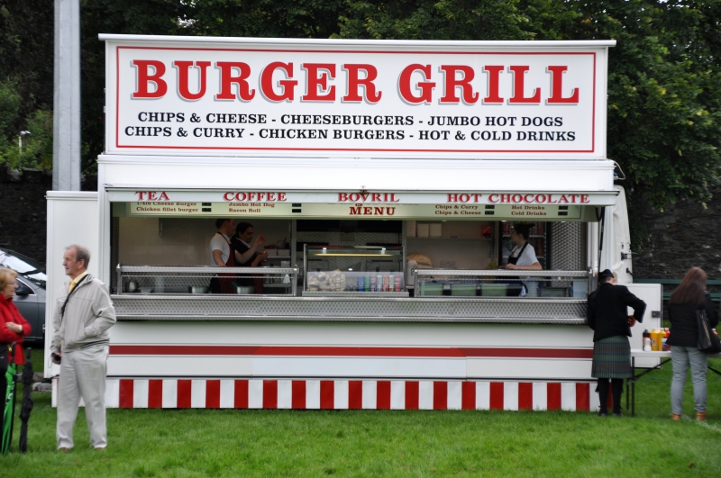 magasin-CLANS-min_advertising-food-snack-eat-fast-food-barbecue-491617-pxhere.com